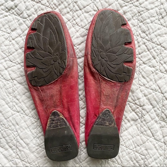 Kenneth Cole Real Leather Pink Studded Slides - Picture 3 of 3